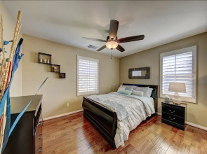 Apple Court - Four Bedroom Home