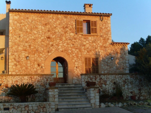 Ideal house for families Very quiet area and good access by car