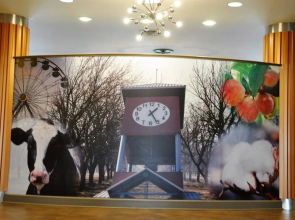 Holiday Inn Express & Suites Perry-National Fairground Area #34 by IHG