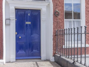 2 Bedroom Apartment Sleeps 3 In The City Centre