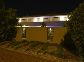Bentley Motel