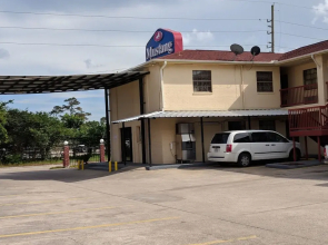 Mustang Inn
