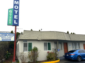 6 Rivers Motel Fortuna near Hwy 101