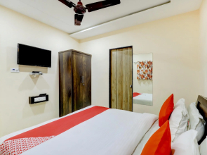 OYO RJT103 Hotel Blue Leaf