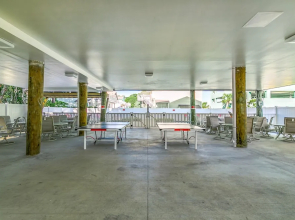 Together Resorts 3rd Ave Resort B