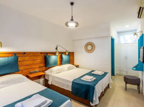 Avlu Butik Otel Palamutbükü