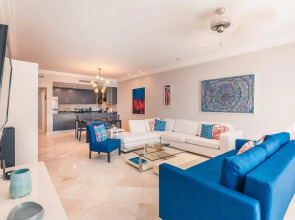 Marina View 1BR Fishing Lodge