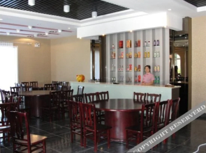 Jinhuwan Business Hotel