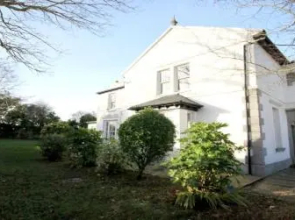 Hill House Clifden