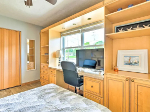 'ocean Breeze Oasis' w/ Boat Dock & Slip on Canal!