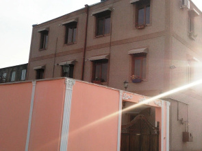 Planet Yerevan Hotel