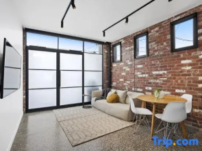 The Pix: Industrial chic at its best, Geelong West