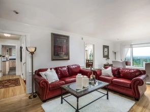Far Horizons Luxury Vacation Home