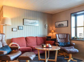 Stunning Apartment in Spangereid With 2 Bedrooms and Wifi