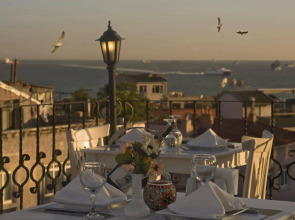 Sarnic Hotel & Sarnic Premier Hotel