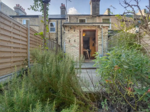 2 bed House in Chesterton