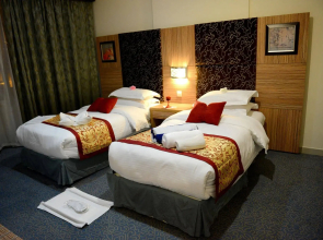 Rose Garden Hotel