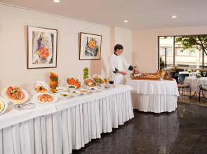 Hotel Estelar Suites Jones