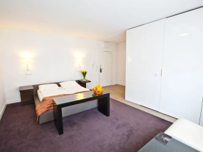 Platinum Apartments Aparthotel