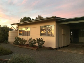 Edeowie Station