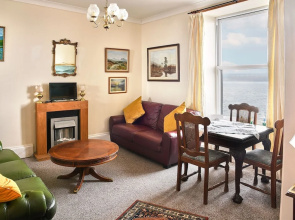 Host Stay Freshwater River View