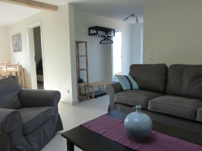 Quaint Holiday Home in Diedrichshagen near Sea beach