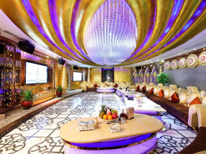 Royal Mediterranean Hotel