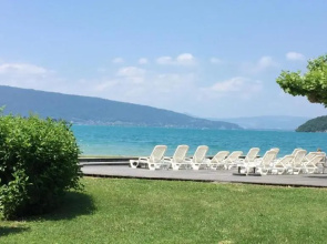 La Baie des Voiles 3 chambres 4 à 6 personnes au bord du lac plage privée