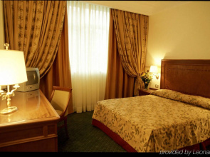 Sunrise Hotel