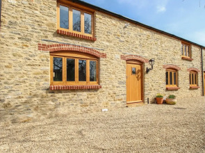 The Stables, Burton Bradstock