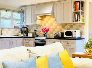 Amber Lodge Hickstead-A