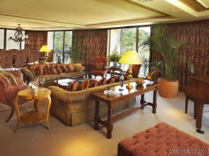 The Palace of the Lost City at Sun City Resort