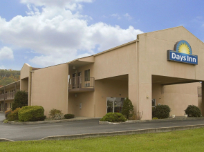 Days Inn by Wyndham Morehead