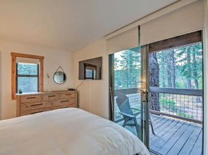 Northstar Resort Shuttle Access: Truckee Condo