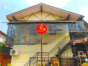 V House