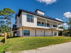 Private Beach + Bay View: Luxury Navarre Escape!