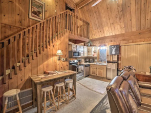 Cozy Cabin Near Massanutten Resort & Water Park!