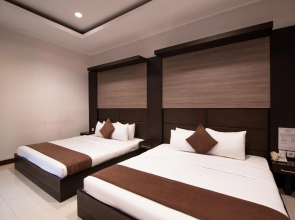 Surya Kencana Seaside Hotel