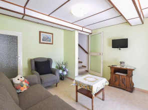 Nice Home in Capezzano Pianore With Outdoor Swimming Pool, Wifi and 4 Bedrooms