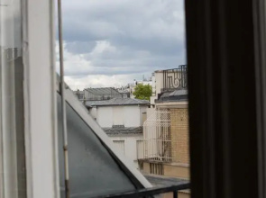Avenue Foch - Arc de Triomphe Flat