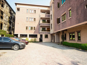 Plistbooking- Astounding 3 Bedroom Apartment Short Let In Lekki Lagos Nigeria