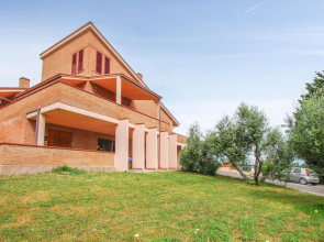 Amazing Home in Civitanova Marche With Internet and 3 Bedrooms