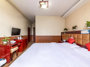 Donghao Hotel (Xichang tourism distribution center store)(东浩酒店（西昌旅游集散中心店）)