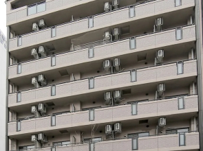 Grand Court Namba 205