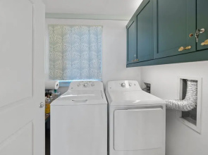 Vitamin Sea 3 Bedroom Condo by RedAwning