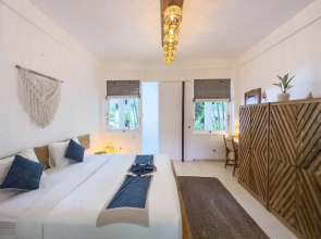 The Green Room Canggu - Hostel
