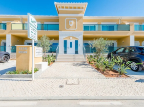 Casa Estrella at Bayview Village