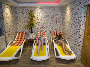 Kleopatra Bebek Hotel