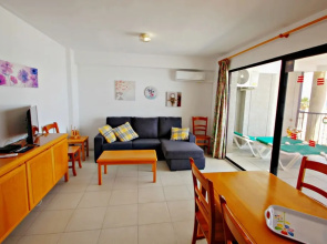 Ines-1 - Ocean front apartment in Calpe