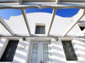 Muses Cycladic Suites